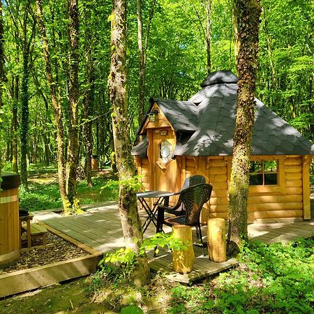Le Domaine Insolite De Broceliande Paimpont Exteriér fotografie
